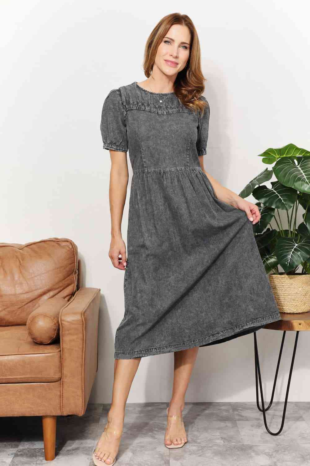 And The Why - Robe midi en chambray délavé pleine taille