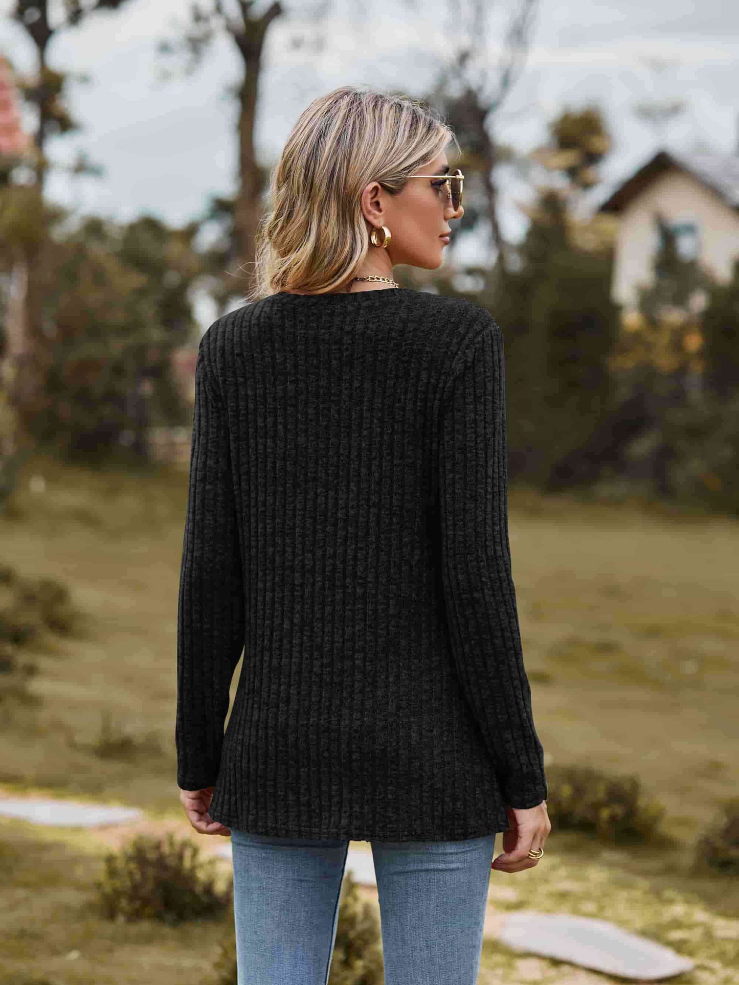 Ribbed Round Neck Long Sleeve Tee