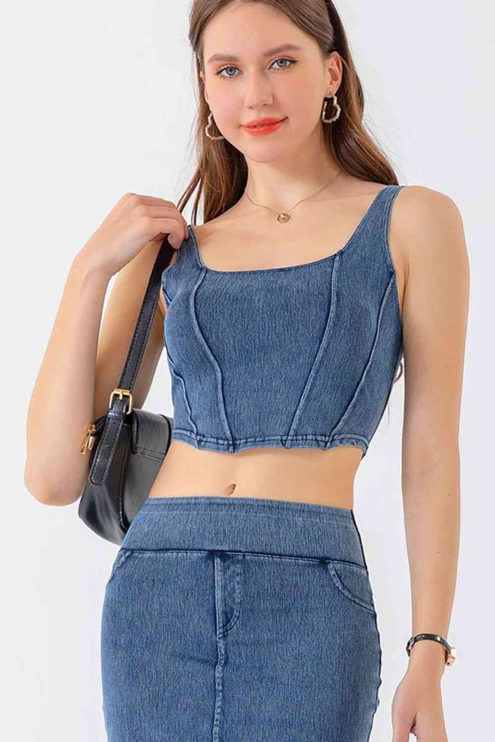 Débardeur court en denim avec coutures