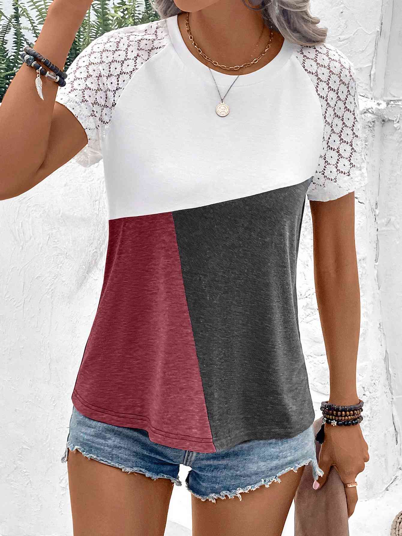 T-shirt à col rond et manches raglan color block