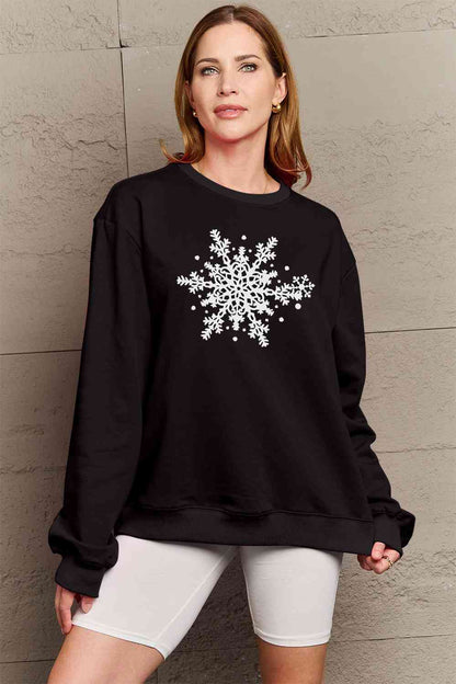 Sudadera con estampado de copo de nieve de tamaño completo de Simply Love