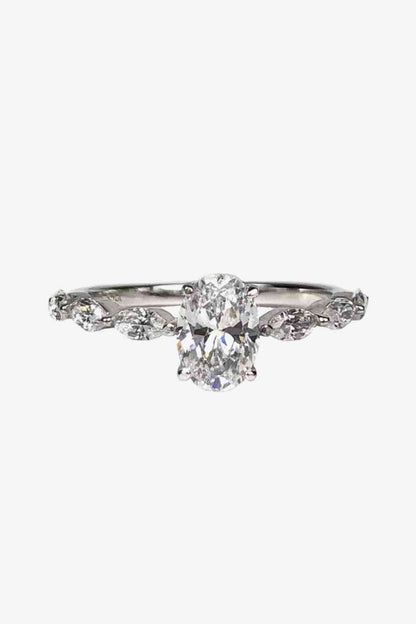 Bague ovale moissanite 1 carat