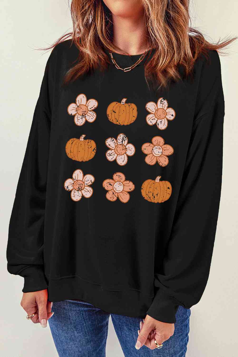 Sudadera con estampado de flores y calabazas de manga larga y cuello redondo de Simply Love