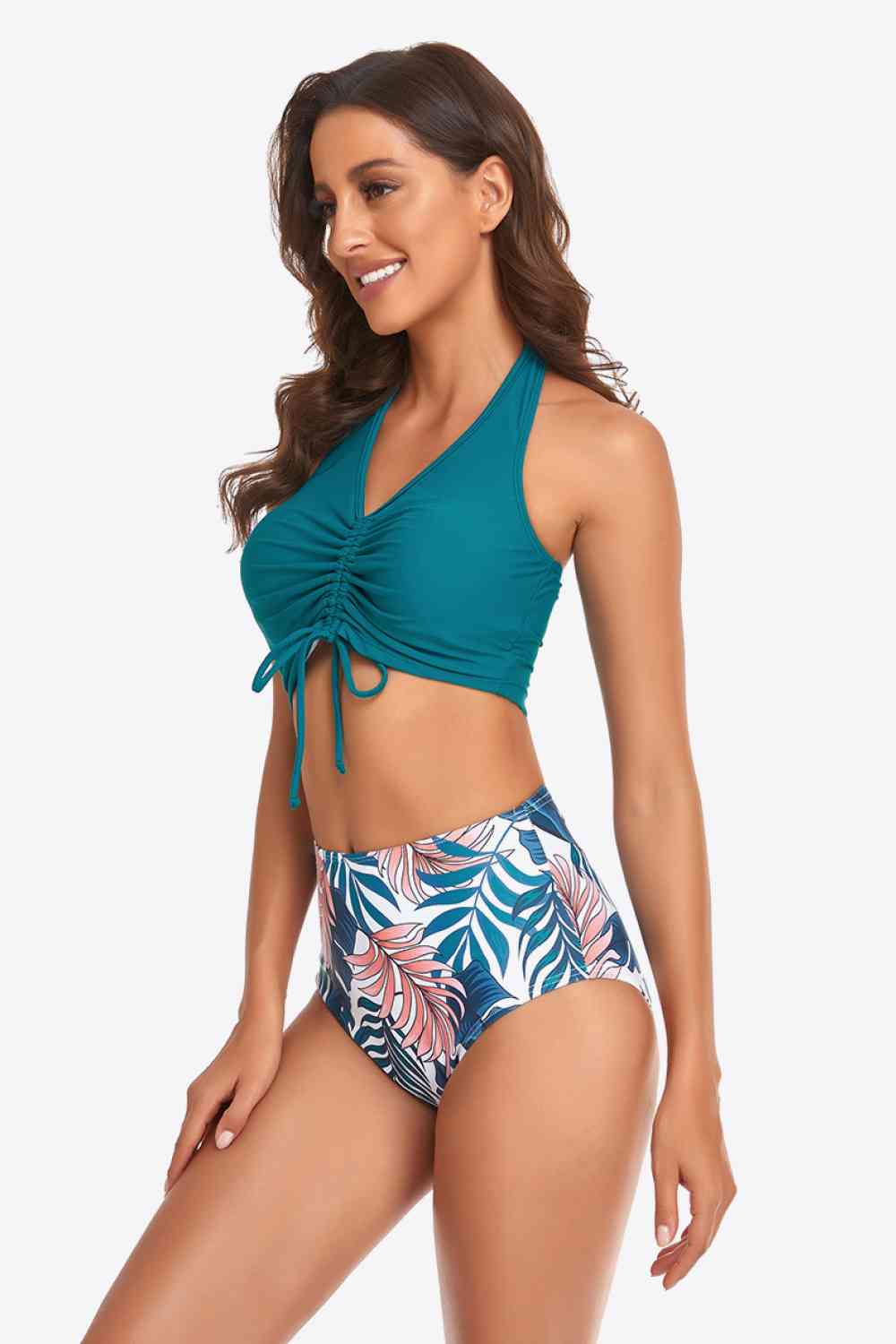 Conjunto de bikini con detalle de cordón y cuello halter con estampado botánico