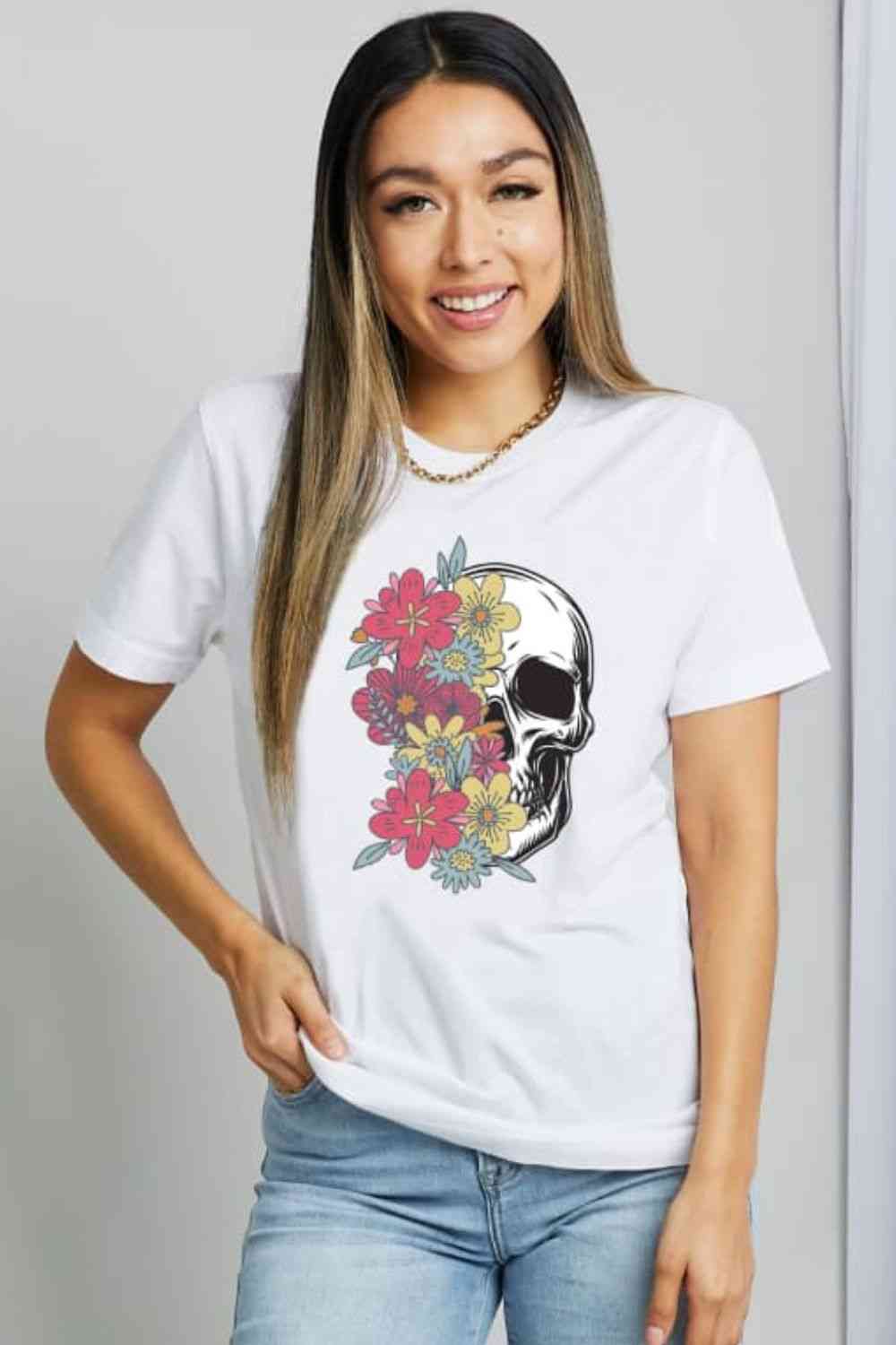 Camiseta de algodón con estampado de calavera de tamaño completo de Simply Love