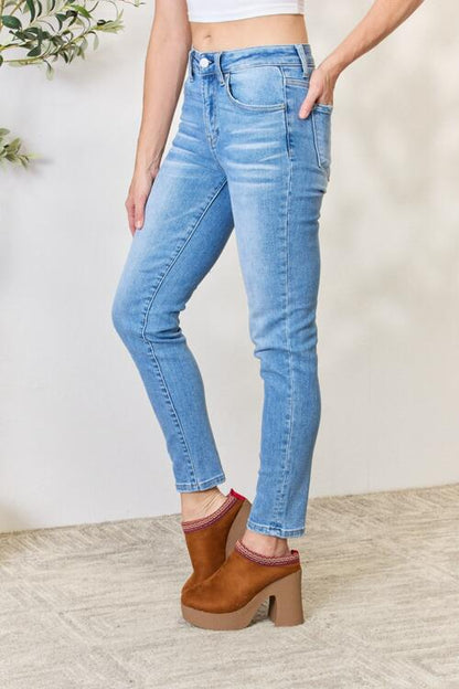 RISEN Jean skinny taille moyenne pleine taille