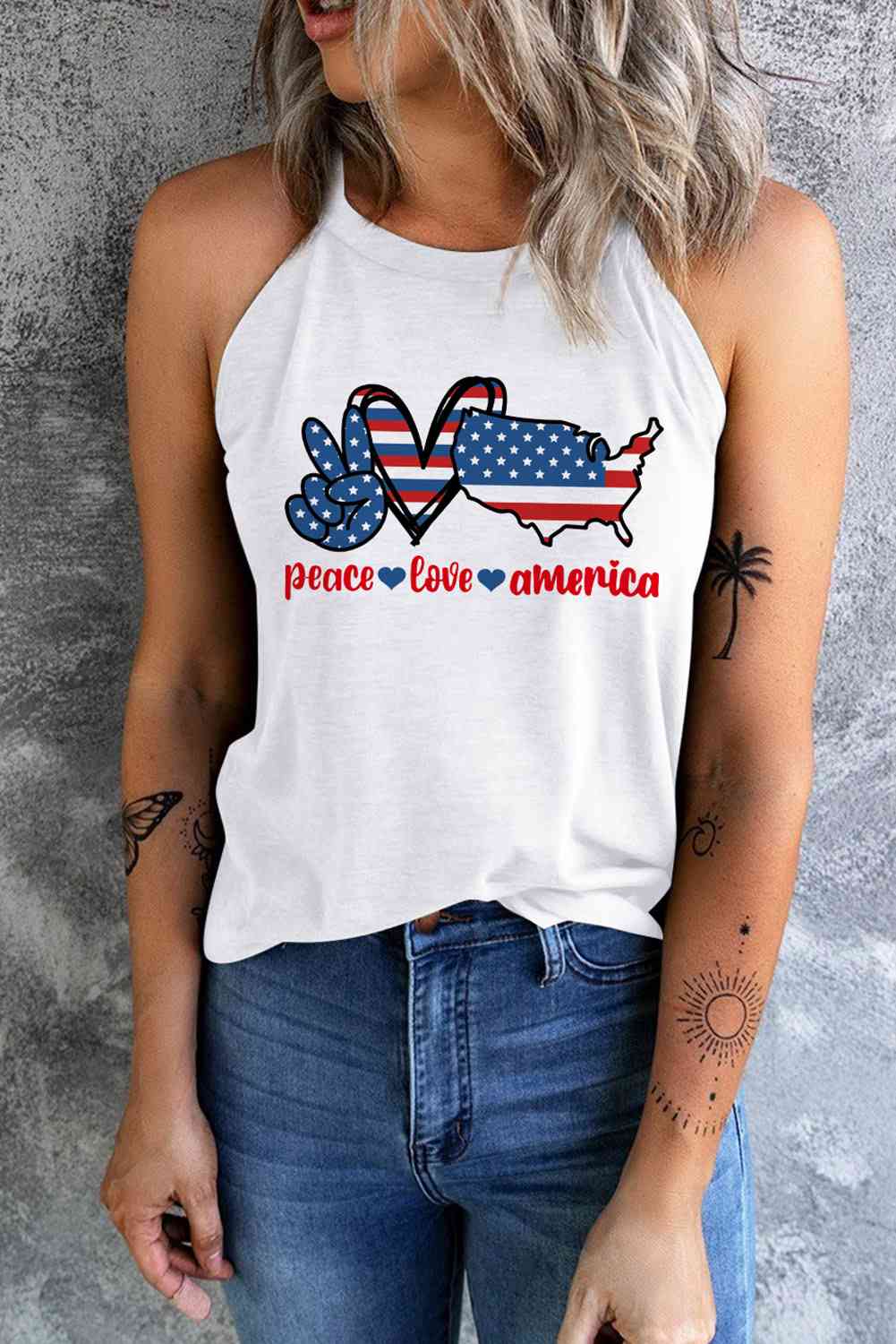 Camiseta gráfica PEACE LOVE AMERICA
