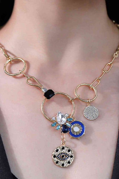 Collar con colgante de mal de ojo chapado en oro de 18 quilates con diamantes de imitación