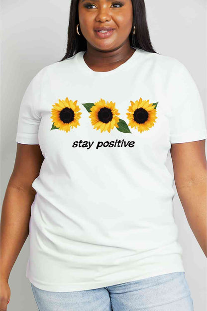 Simply Love T-shirt en coton graphique STAY POSITIVE tournesol pleine taille