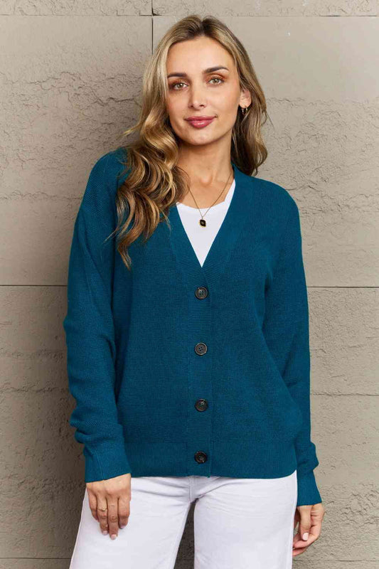 Zenana Kiss Me Tonight Cardigan boutonné pleine taille en bleu sarcelle