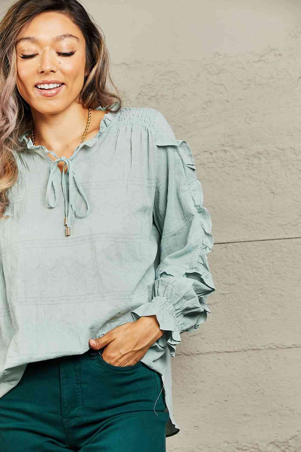 Petal Dew Blusa de manga larga con volantes Take A Chance