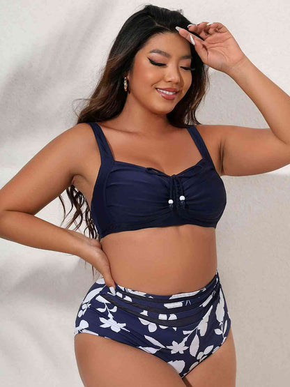 Conjunto de bikini con detalle fruncido estampado de talla grande