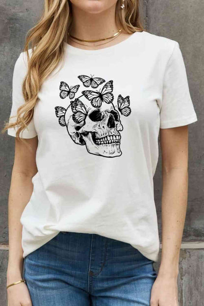 Simply Love T-shirt en coton avec motif tête de mort papillon pleine taille