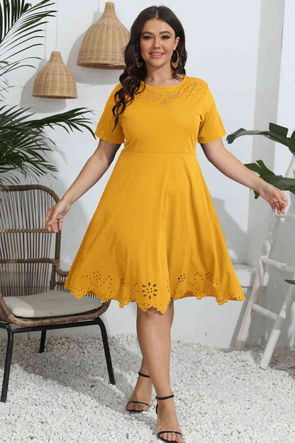 Robe Ajourée Col Rond Grande Taille