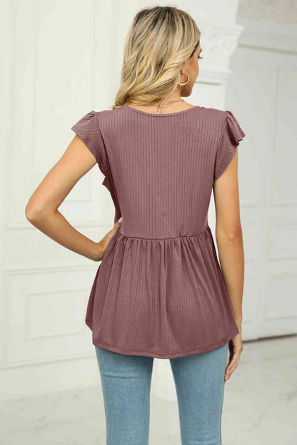 Blusa babydoll con mangas acampanadas y cuello en V