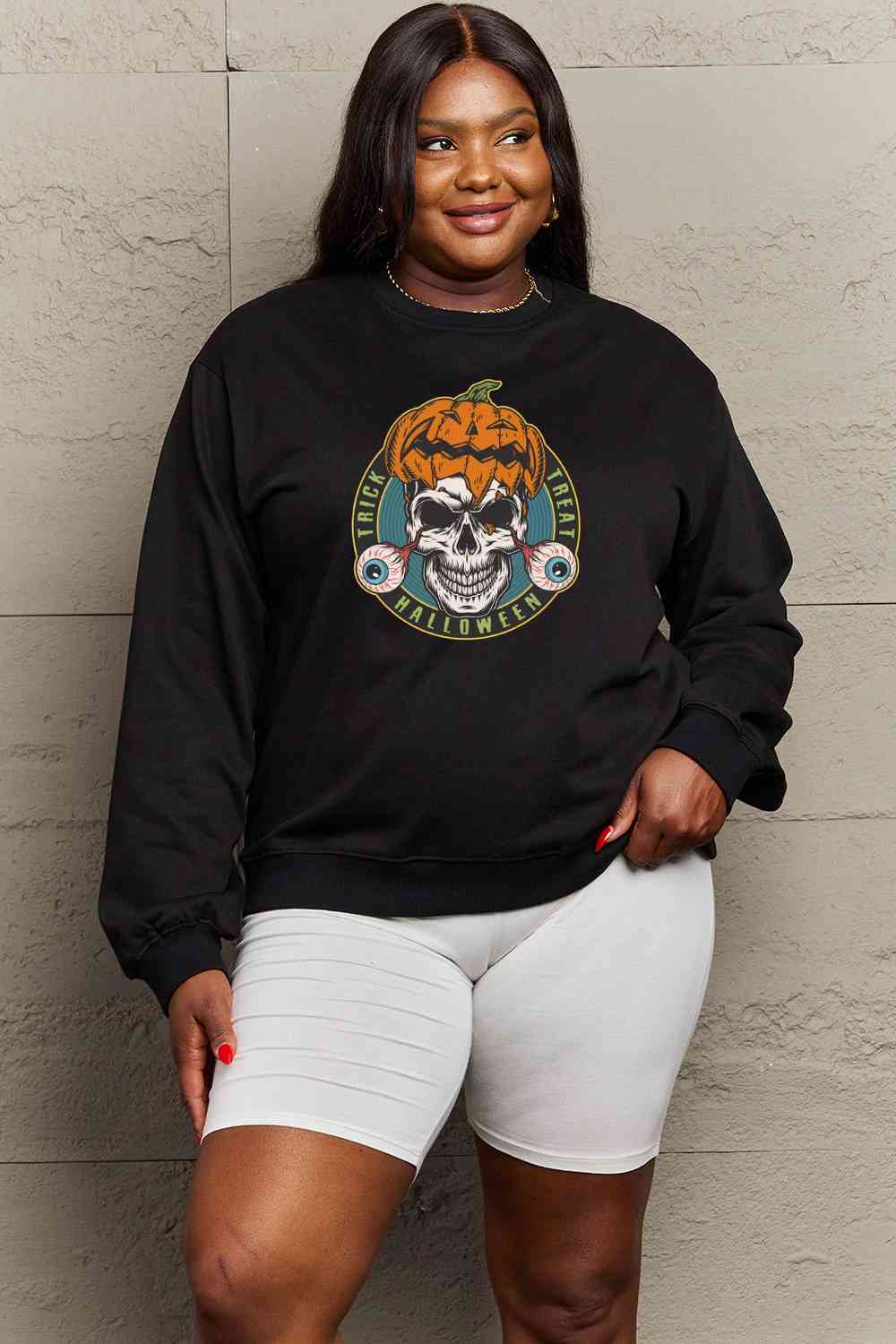 Sudadera con estampado de calavera de tamaño completo de Simply Love