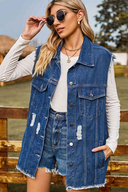 Haut en denim sans manches à col boutonné avec poches