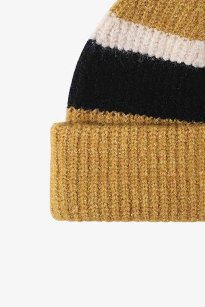 Gorro de punto con puños tricolor