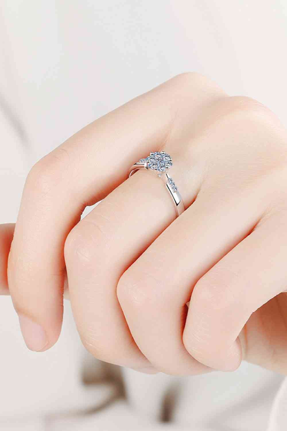 Créez votre bague Moissanite de vie de rêve