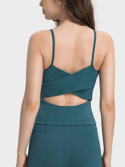 Camisole de sport à découpes entrecroisées