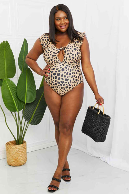 Traje de baño de una pieza con estampado de leopardo y mangas con volantes Seashell de Marina West