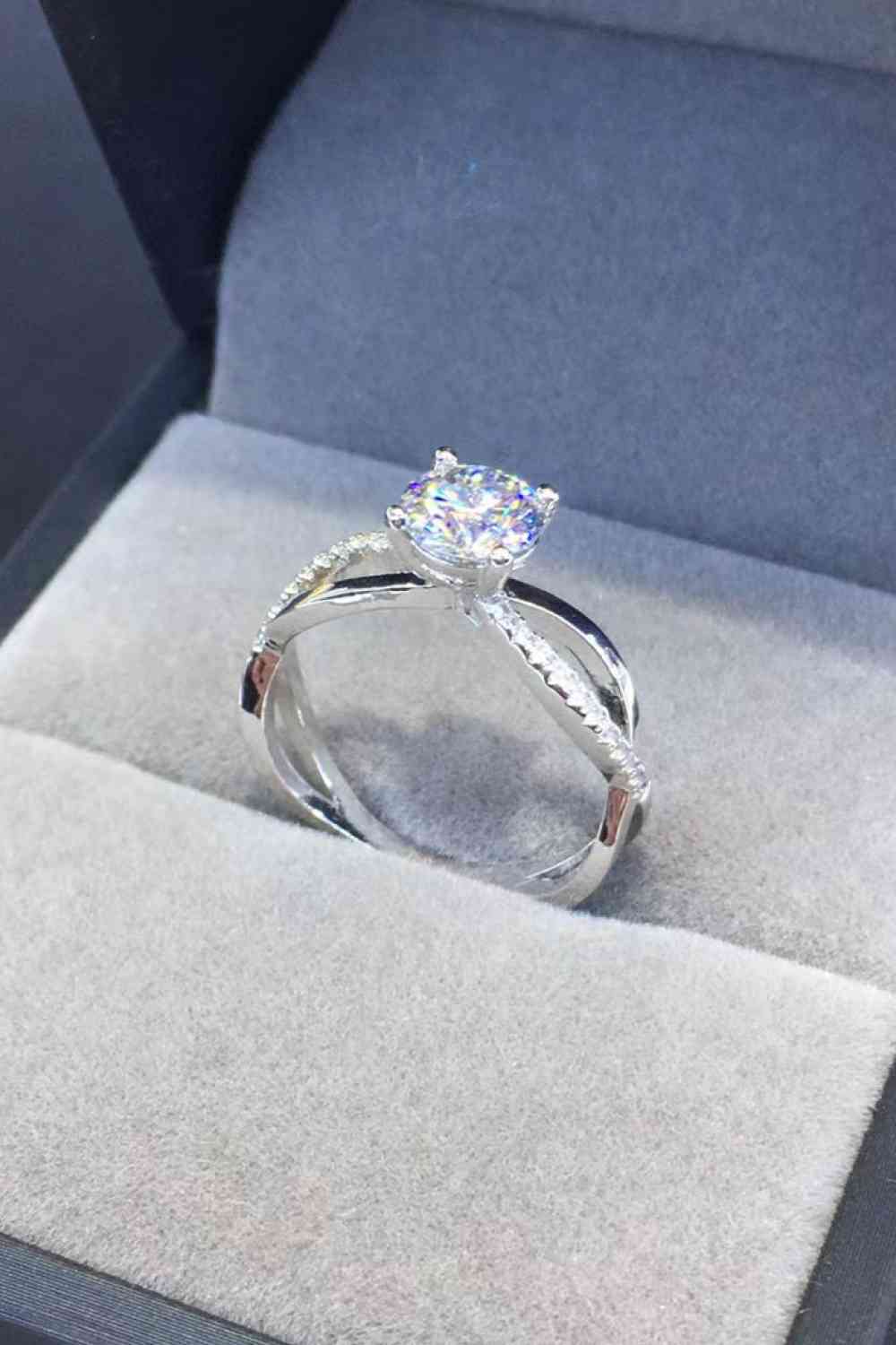 Bague en argent sterling 925 entrecroisée en moissanite de 2 carats