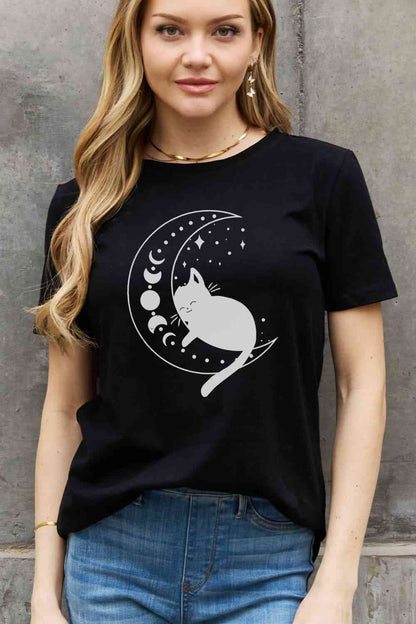 T-shirt en coton avec image de chat et de lune pleine grandeur Simply Love