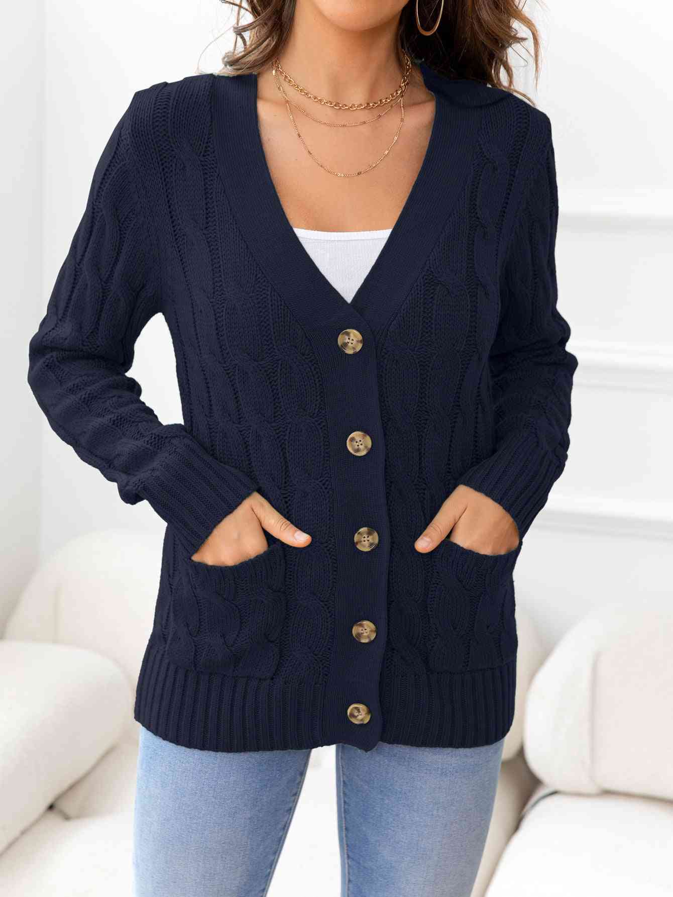 Cardigan boutonné en tricot torsadé