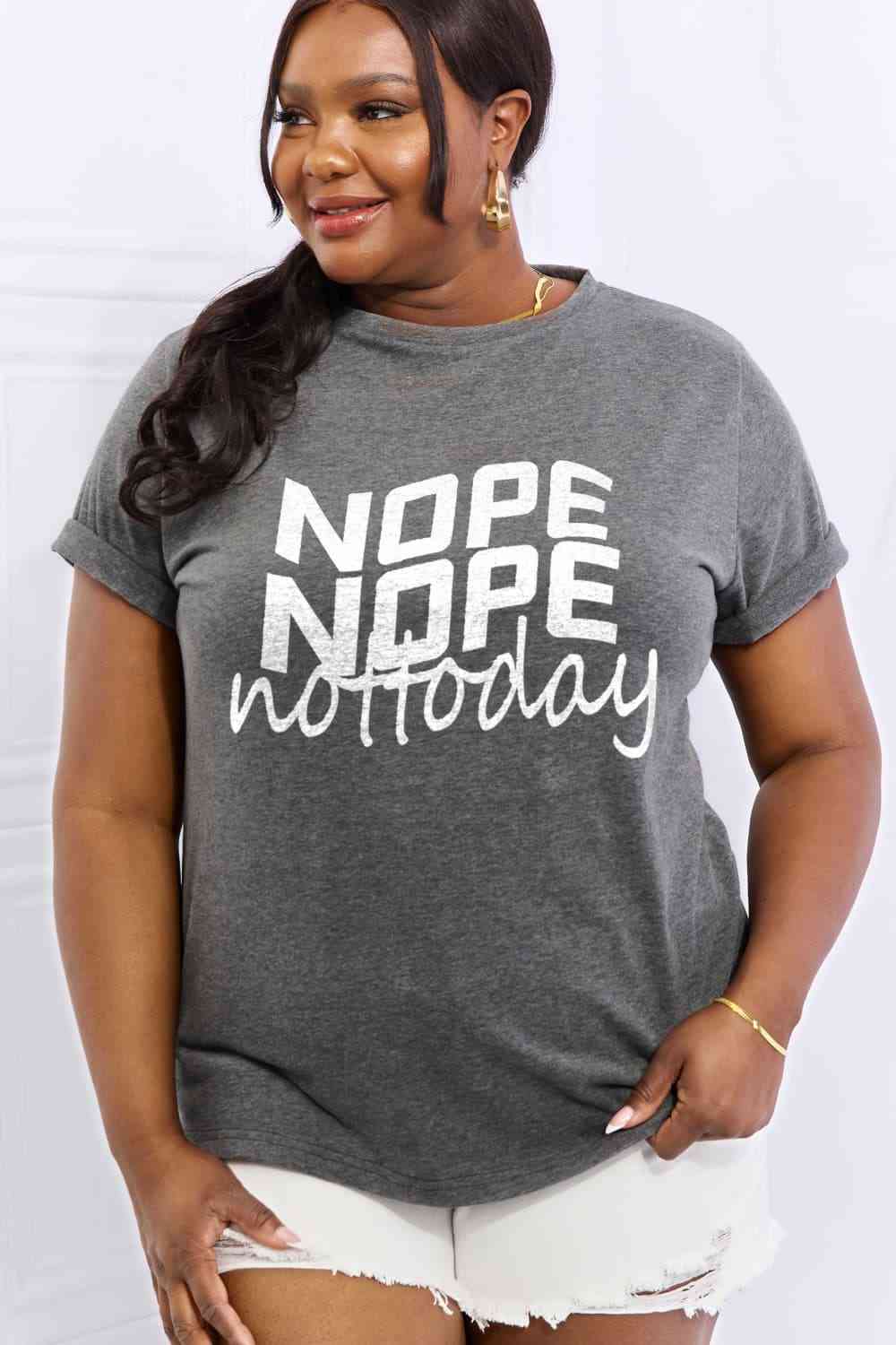 Simply Love T-shirt en coton graphique NOPE NOPE NOT TODAY pleine taille