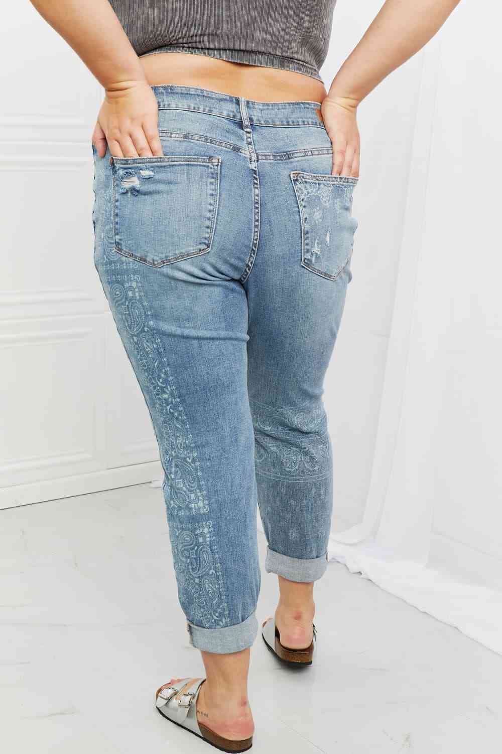 Jean boyfriend à motif cachemire pleine taille Judy Blue Maika