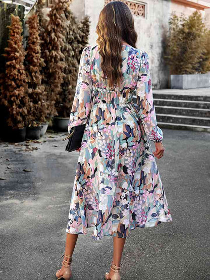 Robe midi imprimée à col en V et manches longues