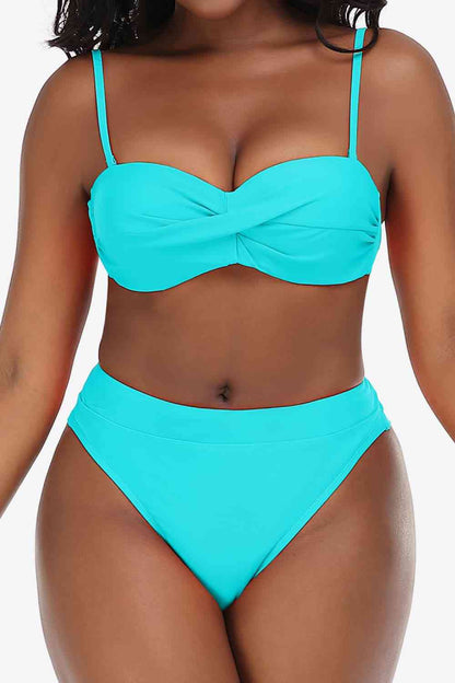 Ensemble bikini à imprimé botanique avec robe de bain