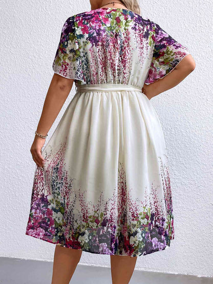 Robe Florale à Col Surplis et à Taille Nouée de Grande Taille