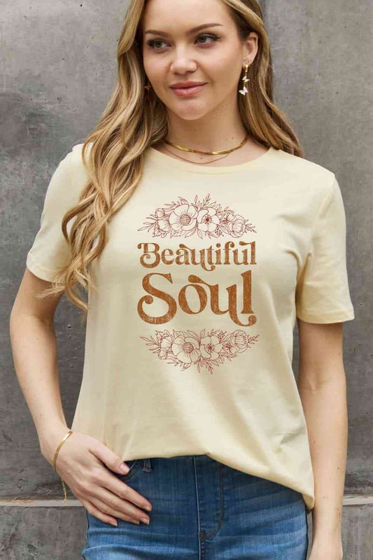 Camiseta de algodón con estampado BEAUTIFUL SOUL de tamaño completo de Simply Love
