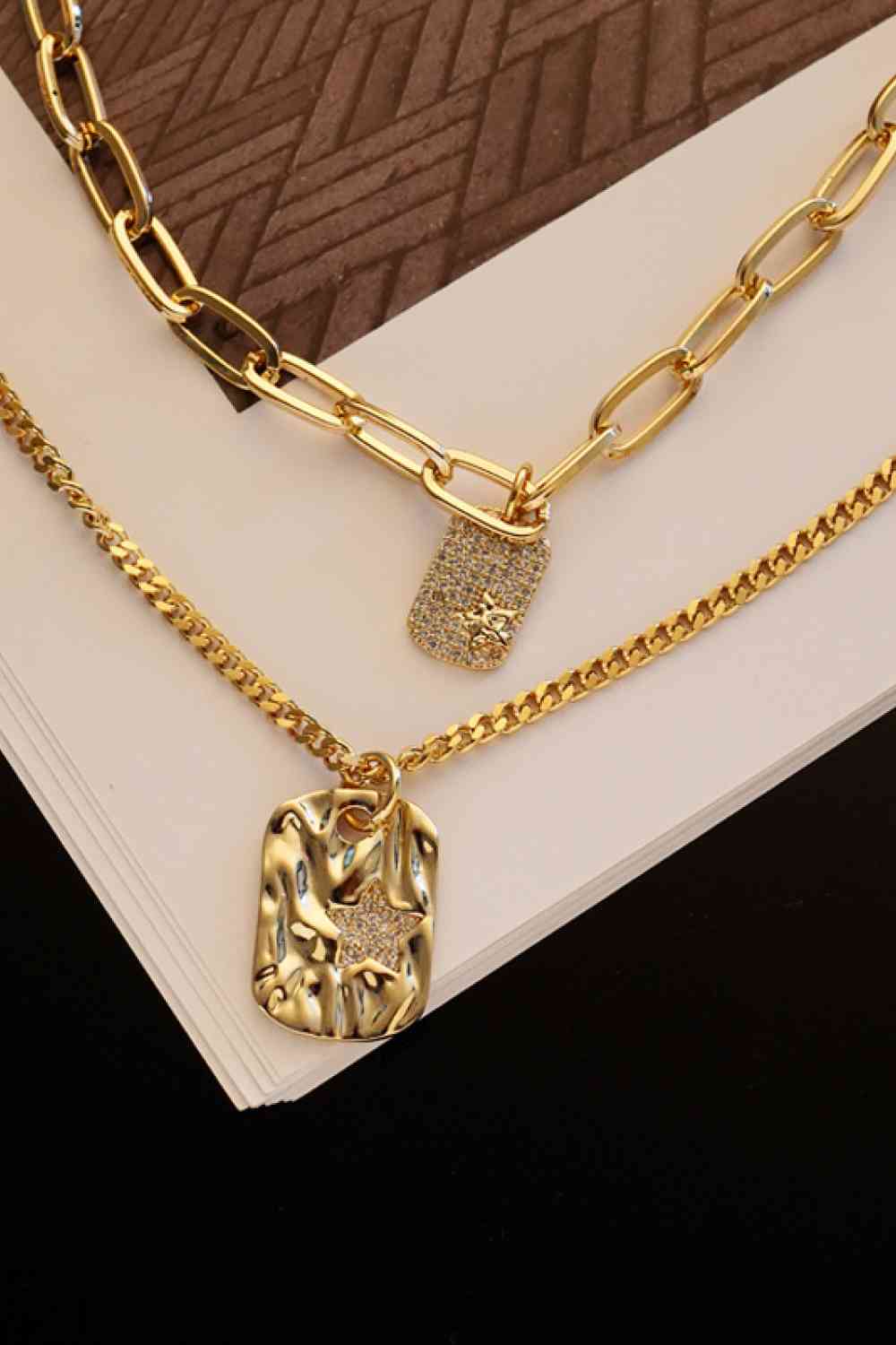 Collier à pendentif plaqué or 18 carats Never Out Of Reach