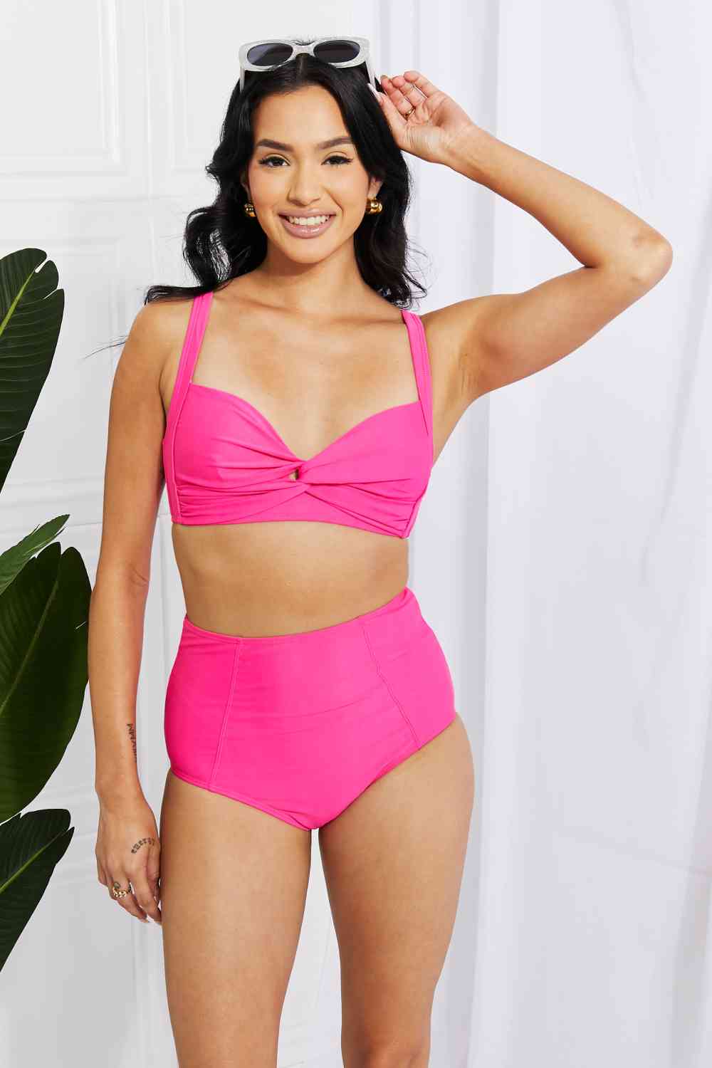 Bikini rosa de talle alto Take A Dip Twist de Marina West Swim