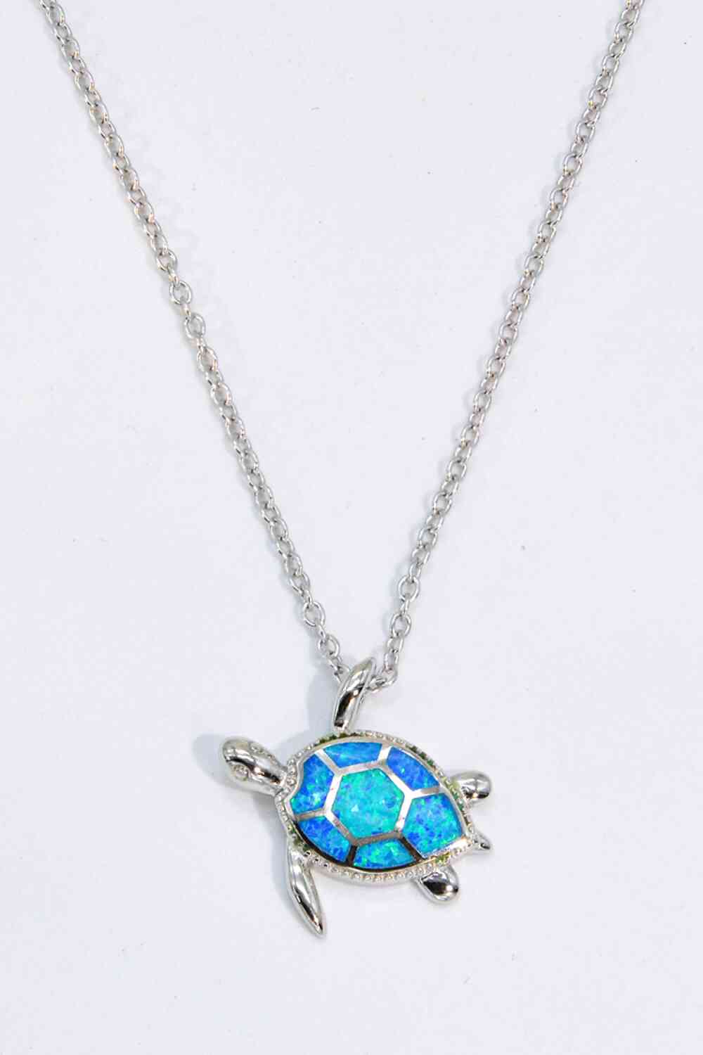 Collier à maillons à pendentif tortue opale