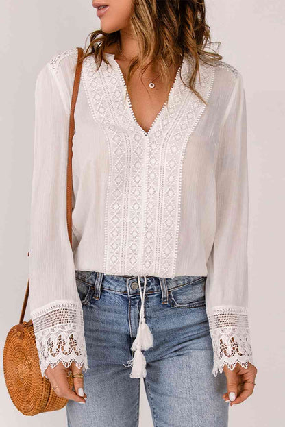 Spliced Lace V-Neck Long Sleeve Blouse