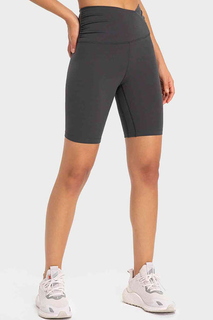 Shorts ciclistas con cintura en V