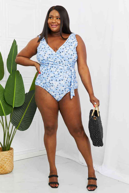 Marina West Swim - Une pièce flottante sur volants - Taille complète - Bleu fleuri