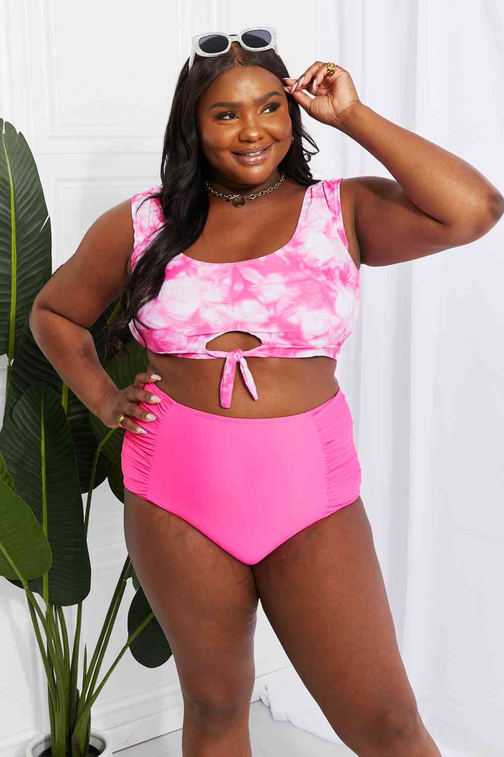 Marina West Swim - Ensemble haut de maillot de bain court Sanibel et bas froncé en rose