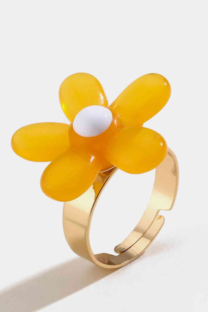 Bague en résine en forme de fleur