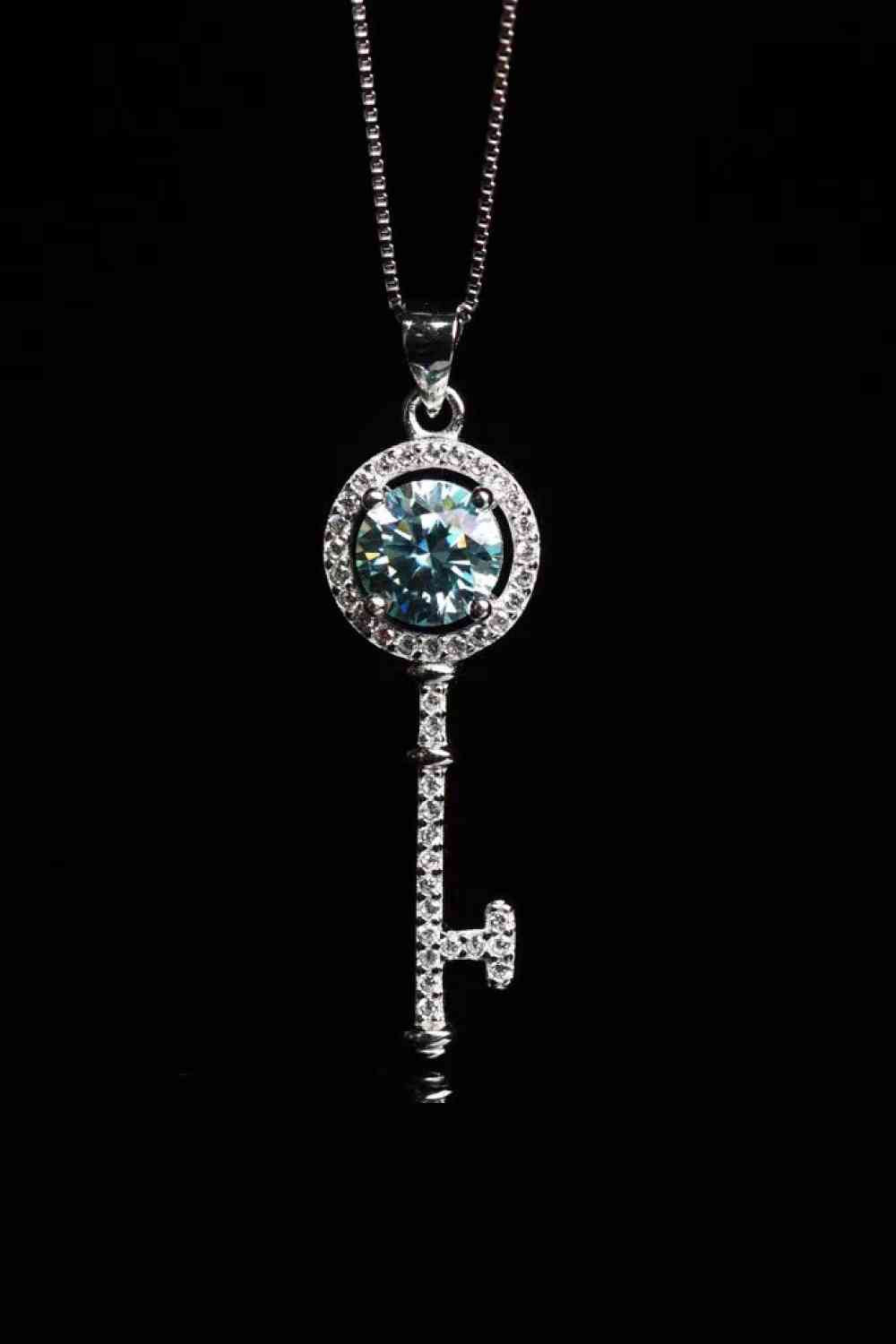 Collier pendentif clé Moissanite 1 Carat