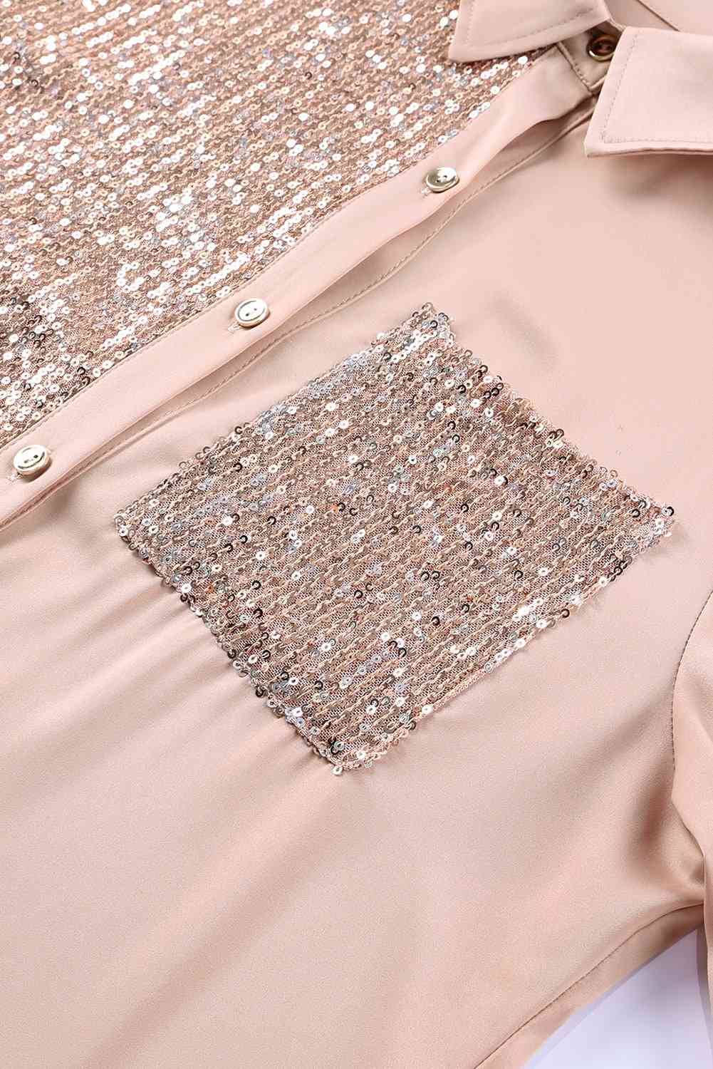 Robe chemise haute-basse boutonnée sur le devant à sequins