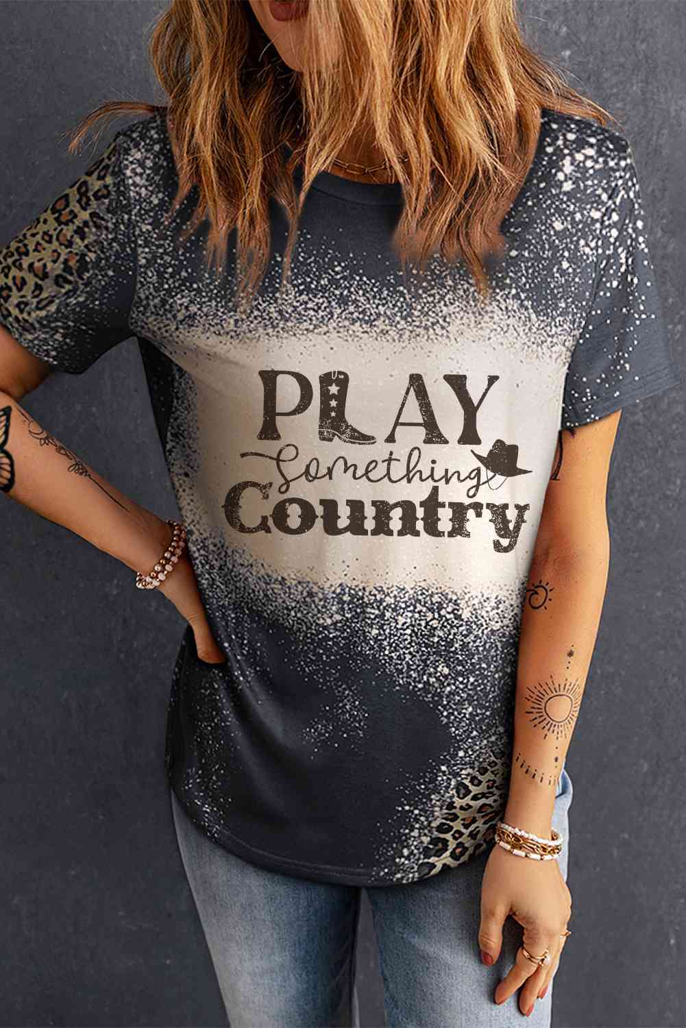 PLAY SOMETHING COUNTRY T-shirt léopard graphique