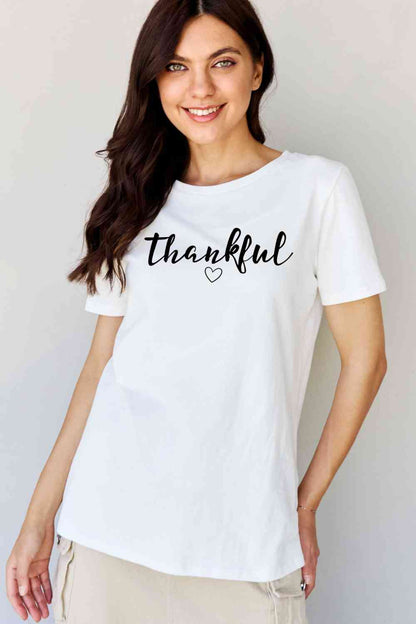 Simply Love Pleine Taille MERCI T-shirt graphique