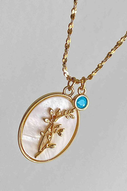 Collier en cuivre avec pendentif en forme de coquille de fleur