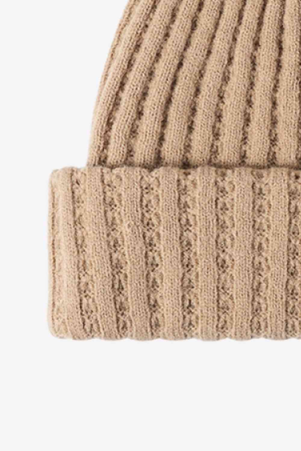 Gorro de canalé ancho