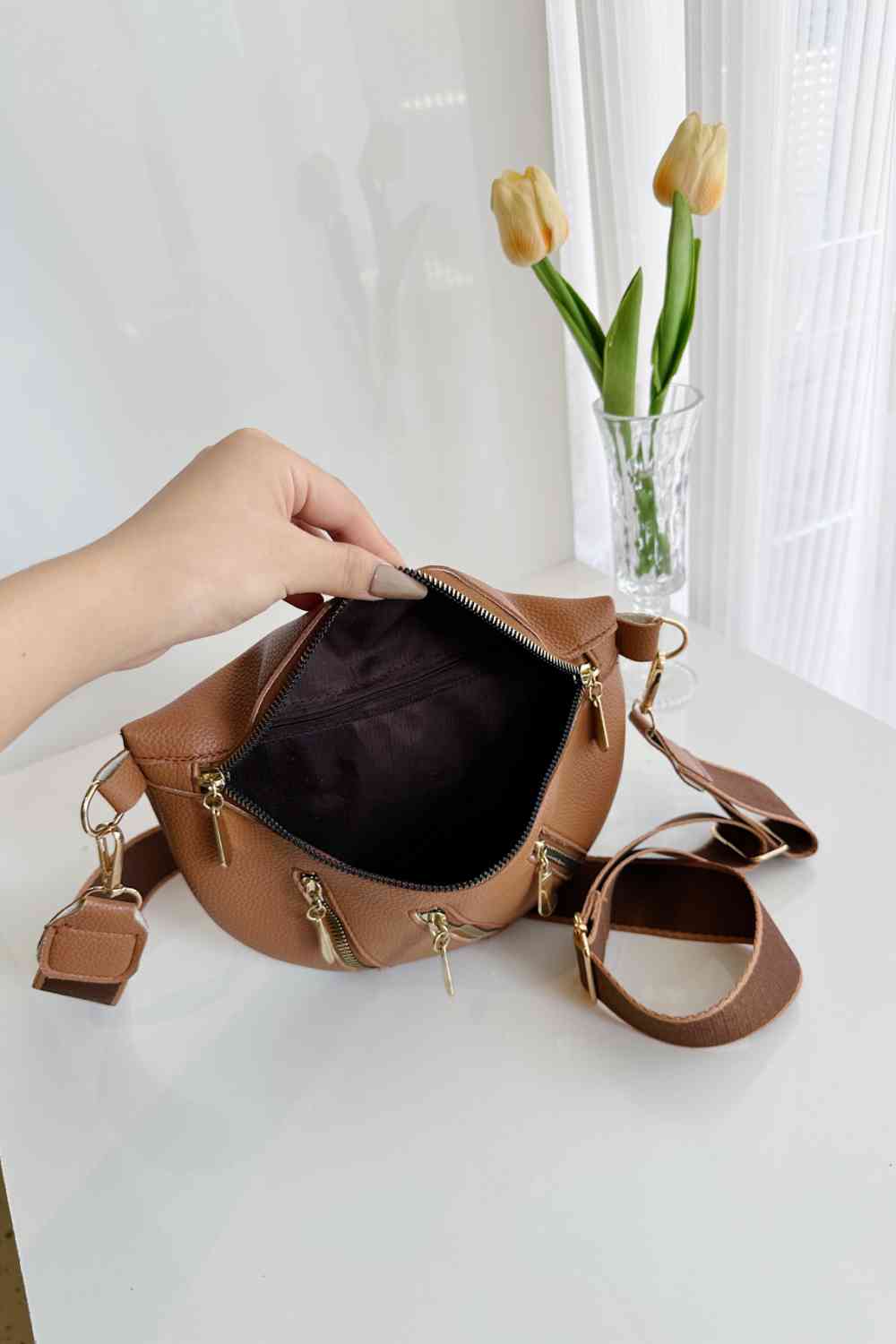 Sac à bandoulière en cuir PU à fermeture éclair multiple