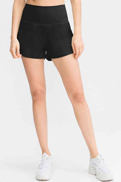 Shorts deportivos de cintura ancha con bolsillos